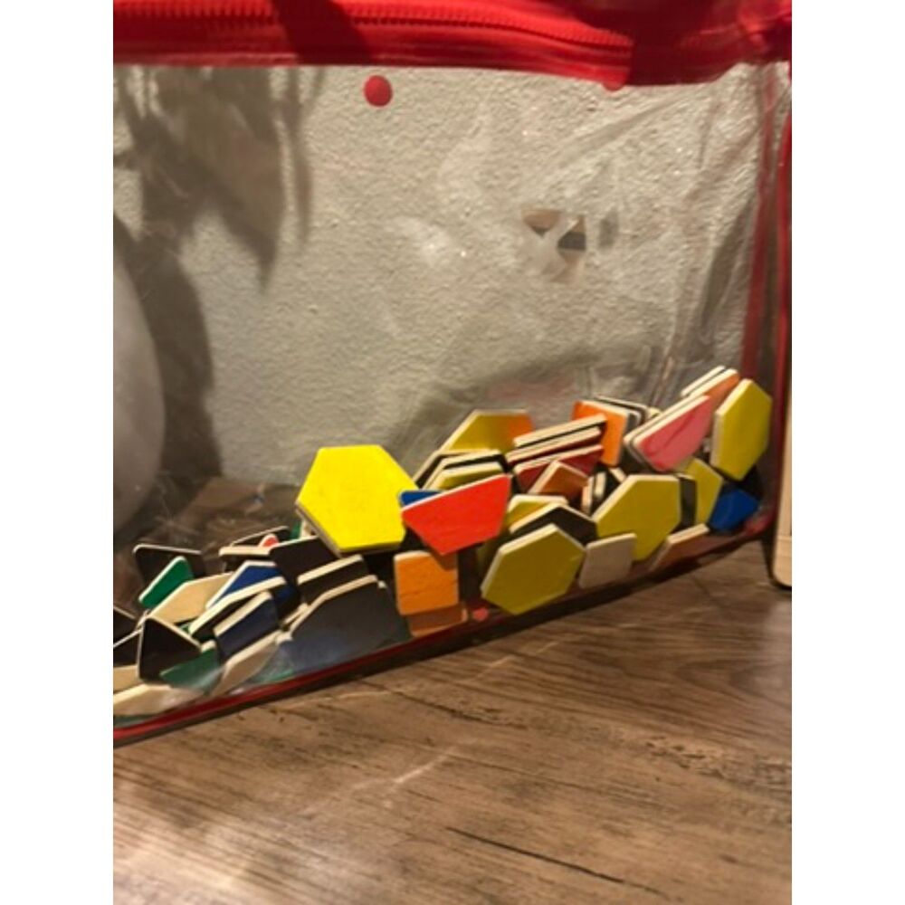 Melissa Doug Magnetic Pattern Block Kit - Picture 7 of 9